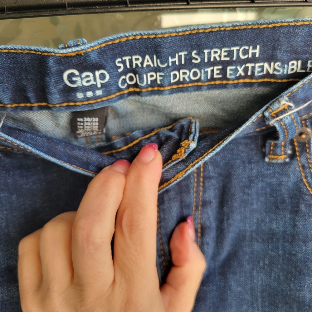 Gap Jeans - Picture 2 of 4